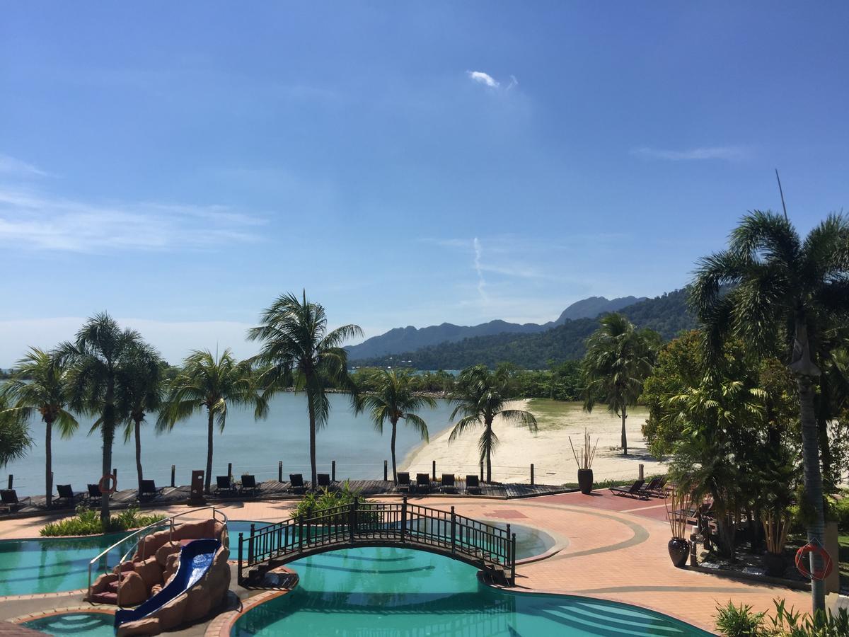 Langkawi Lagoon Beach Resort Pantai Cenang  Exterior foto